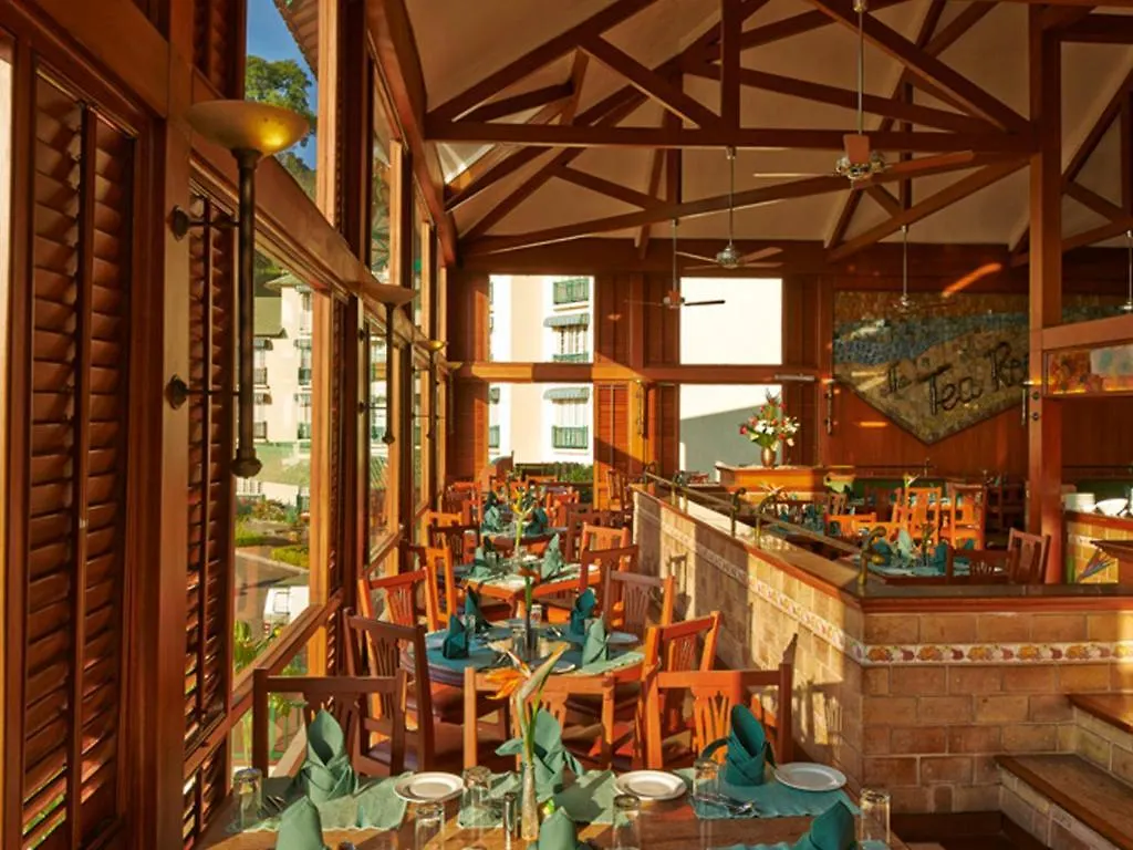 Club Mahindra Munnar Hotel Chinnakanal